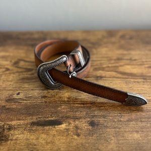 Brown western belt